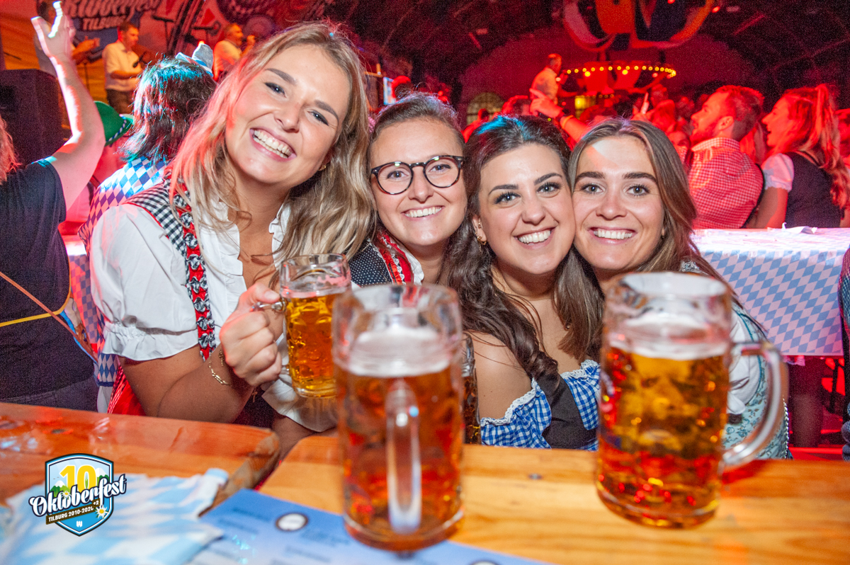 Oktoberfest 2022 14 10 298