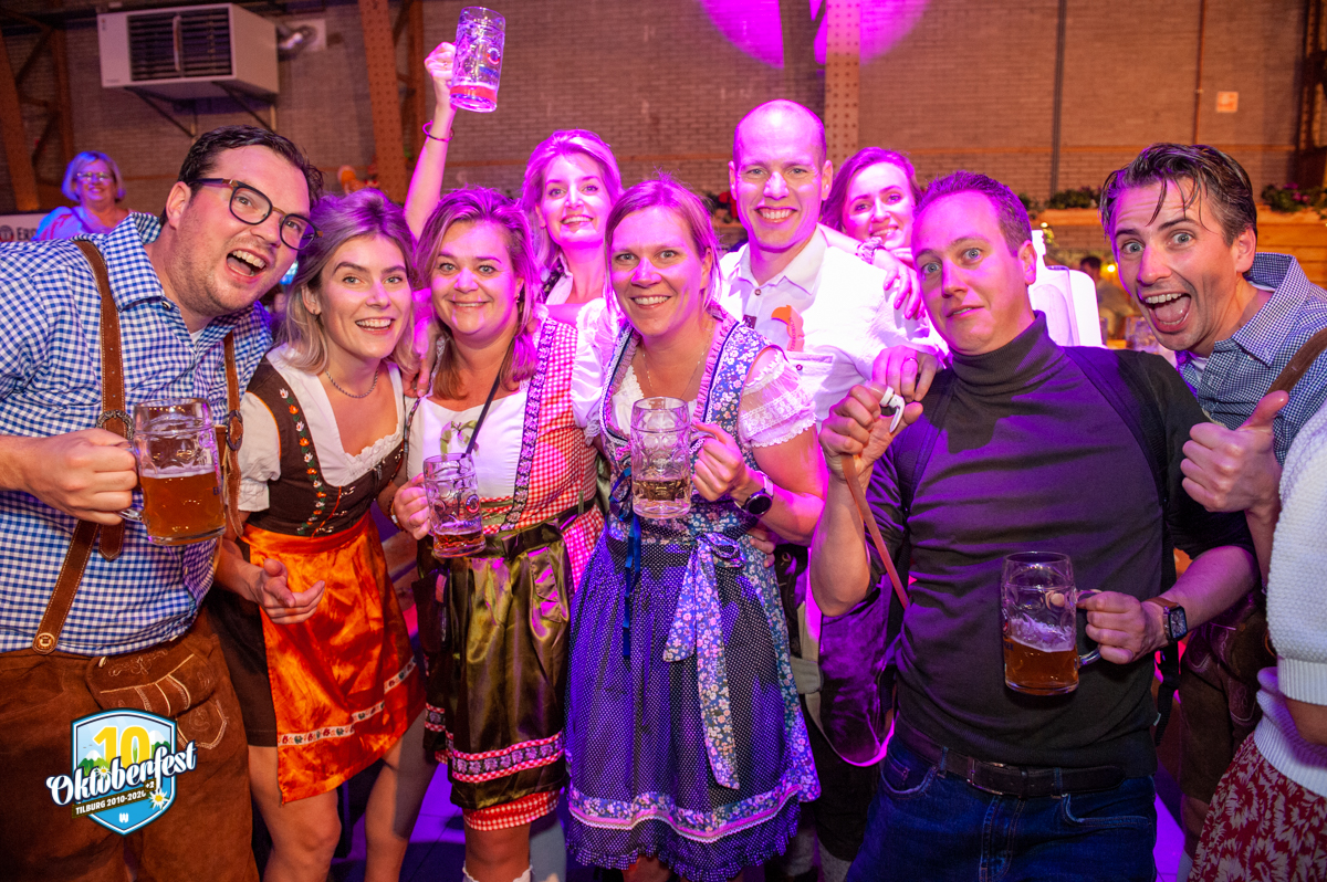 Oktoberfest 2022 14 10 325