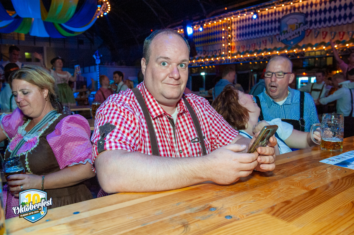 Oktoberfest 2022 14 10 458