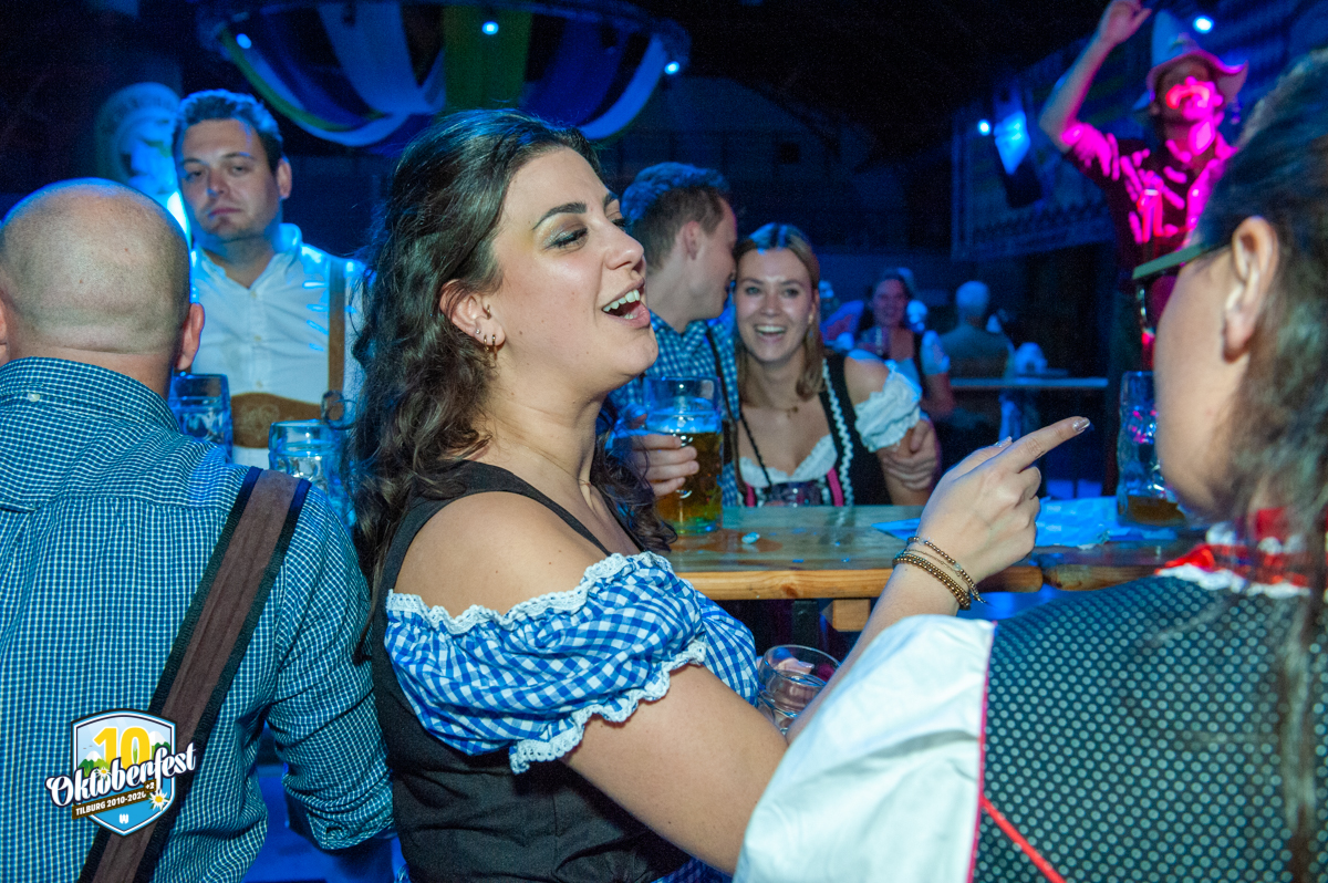 Oktoberfest 2022 14 10 472