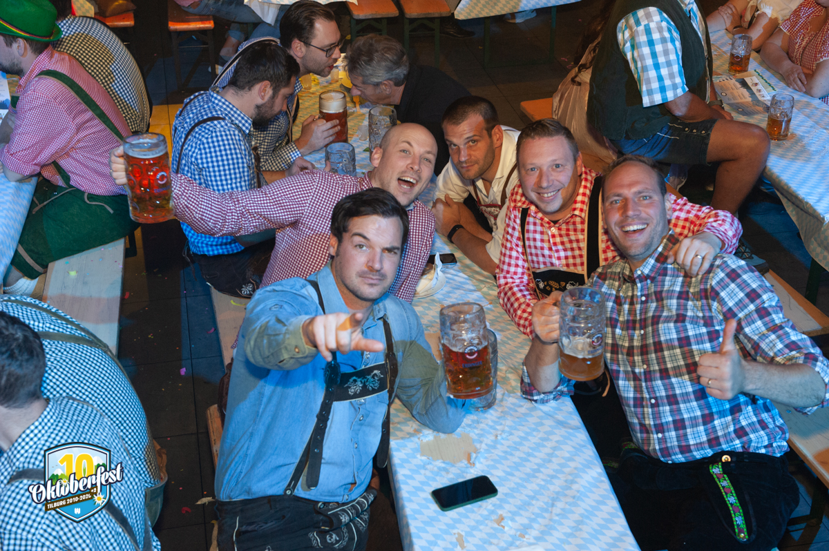 Oktoberfest 2022 15 10 180