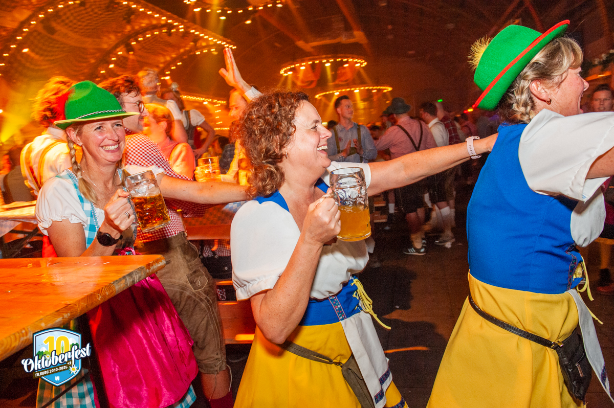 Oktoberfest 2022 15 10 244