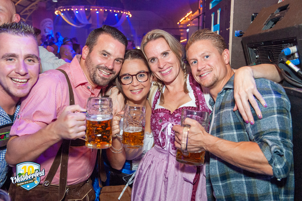 Oktoberfest 2022 15 10 328