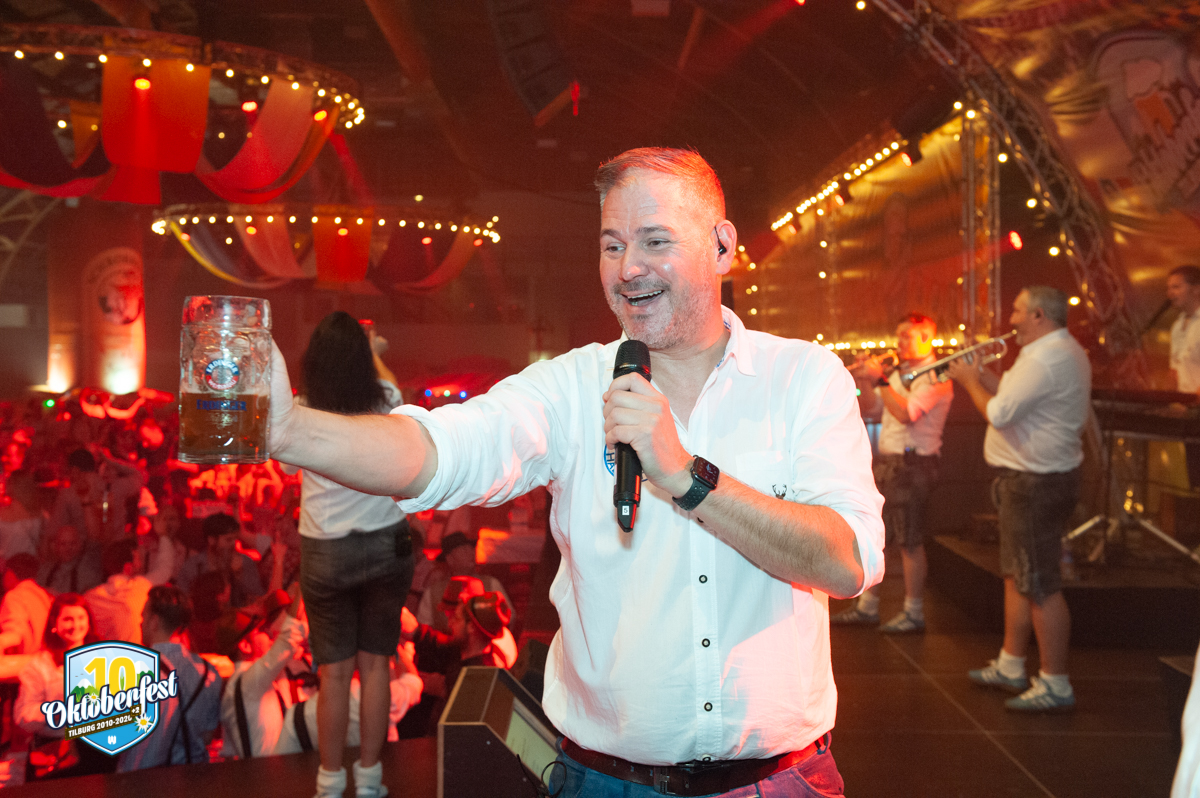 Oktoberfest 2022 15 10 341