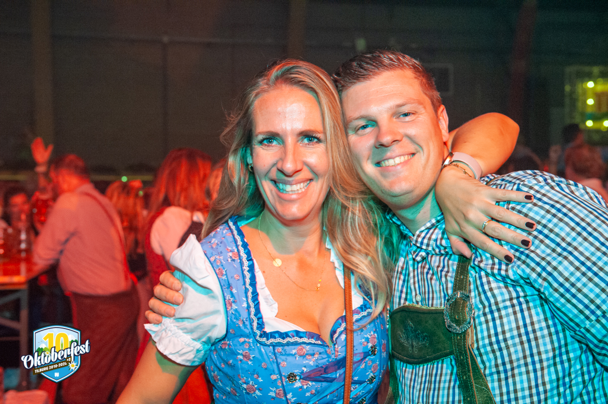 Oktoberfest 2022 15 10 350