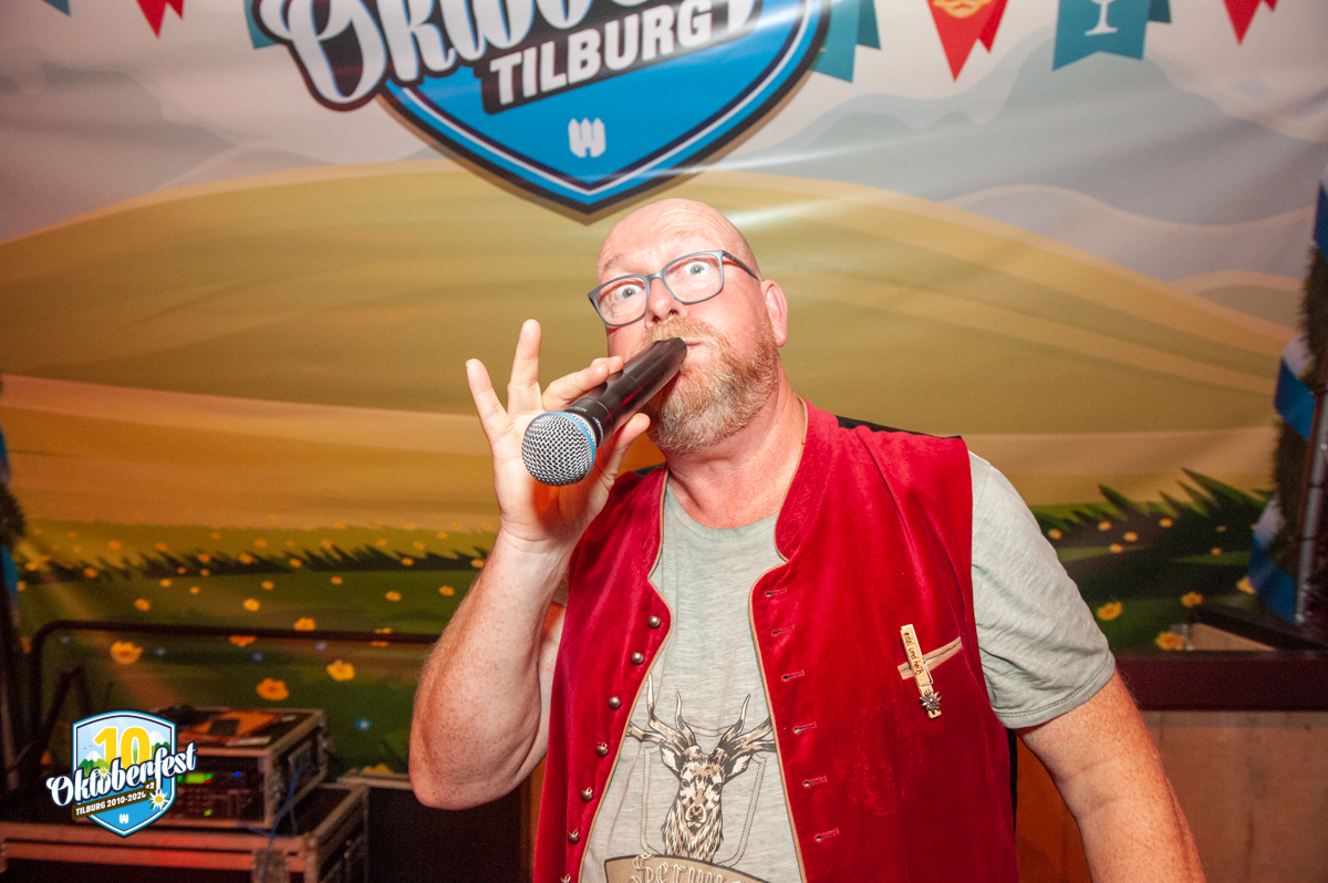 Oktoberfest 2022 15 10 352