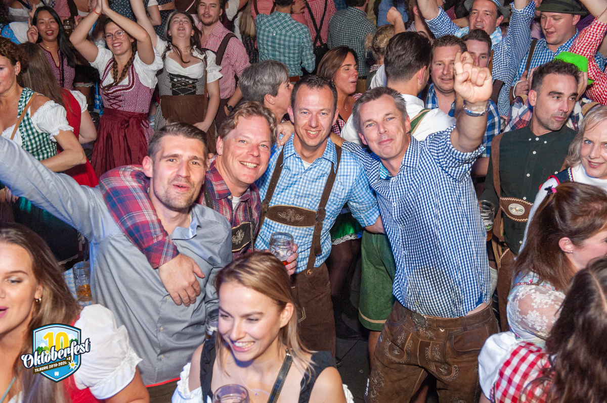 Oktoberfest 2022 15 10 375