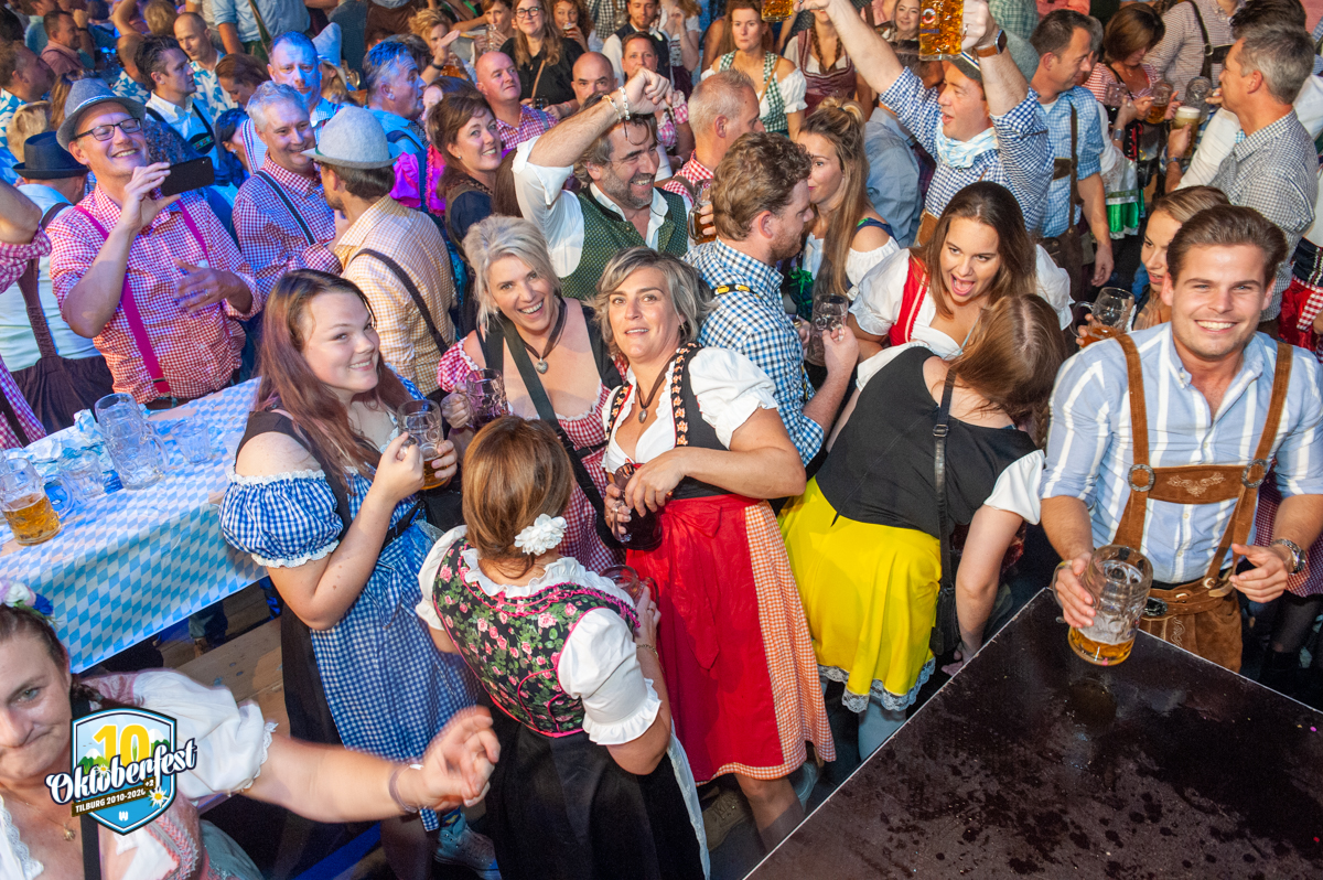 Oktoberfest 2022 15 10 377