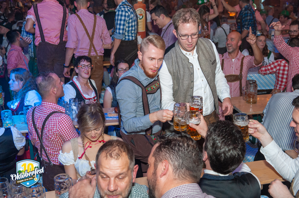 Oktoberfest 2022 15 10 383