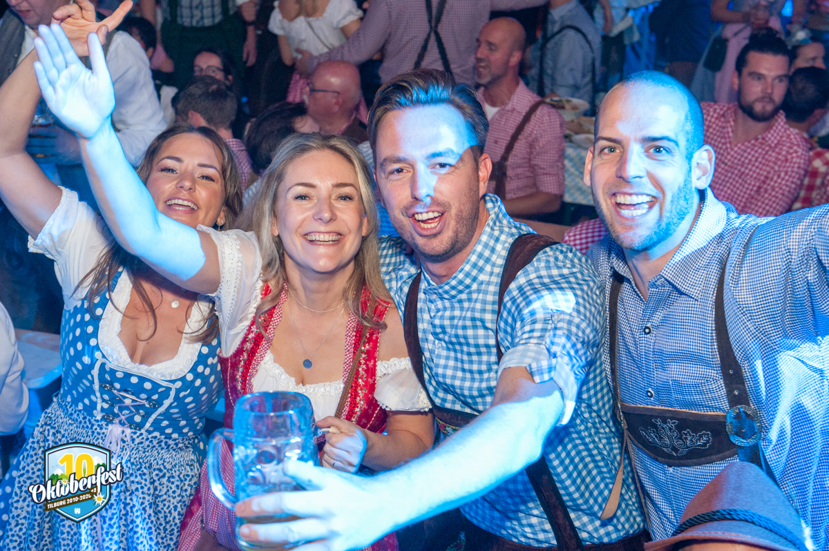 Oktoberfest 2022 15 10 385
