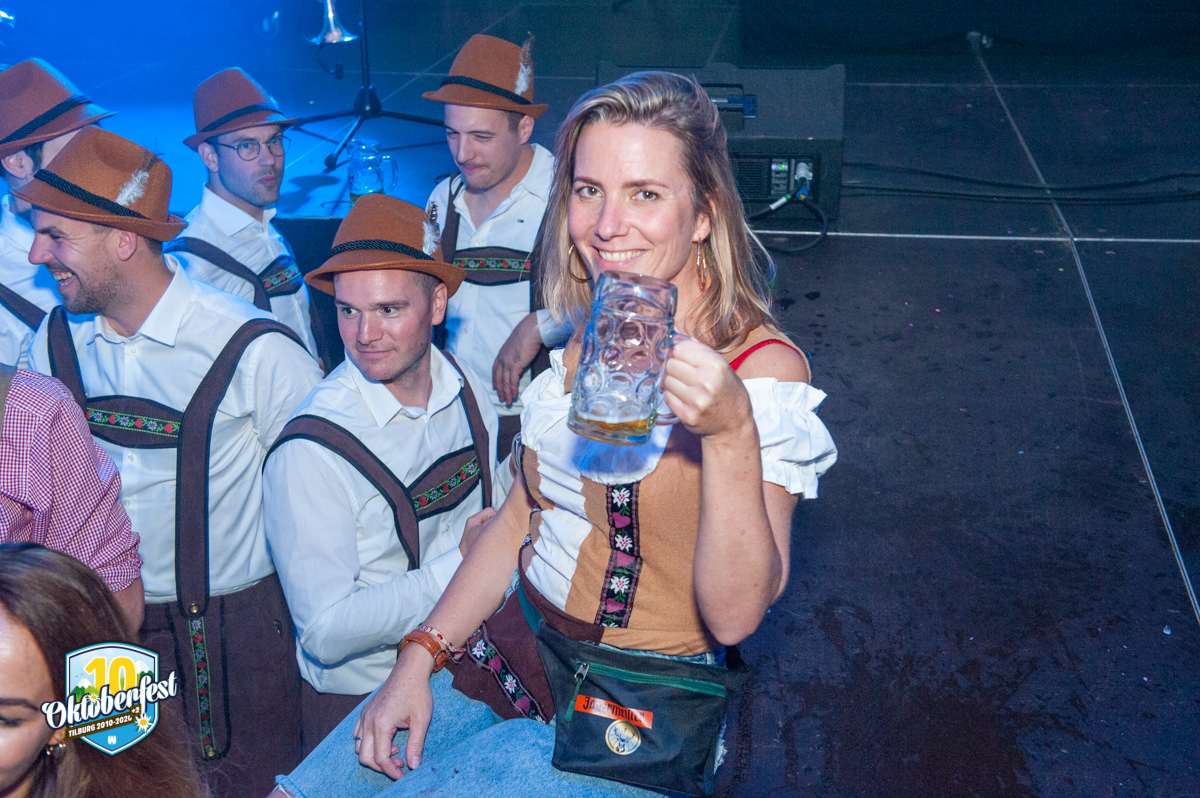 Oktoberfest 2022 15 10 419