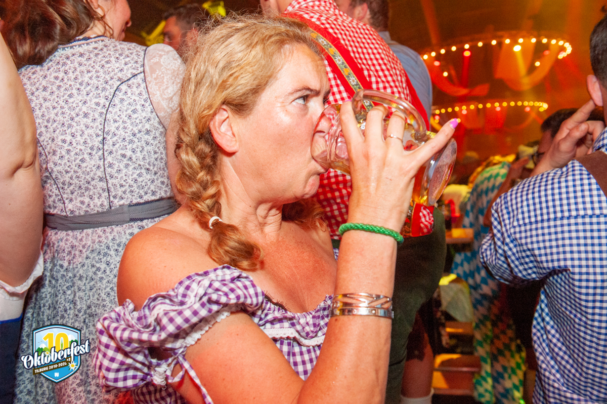 Oktoberfest 2022 15 10 463