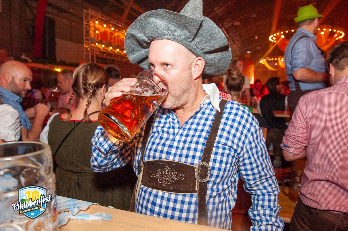 Oktoberfest 2022 15 10 465