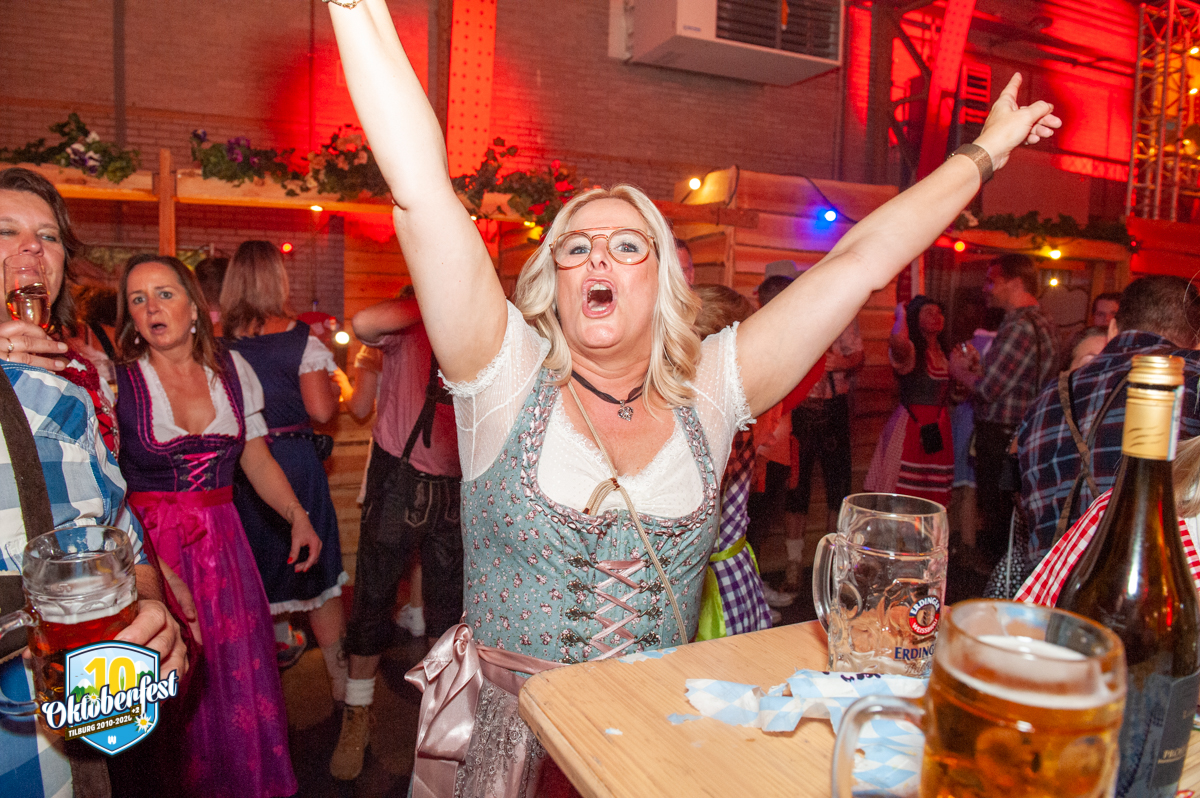 Oktoberfest 2022 15 10 467