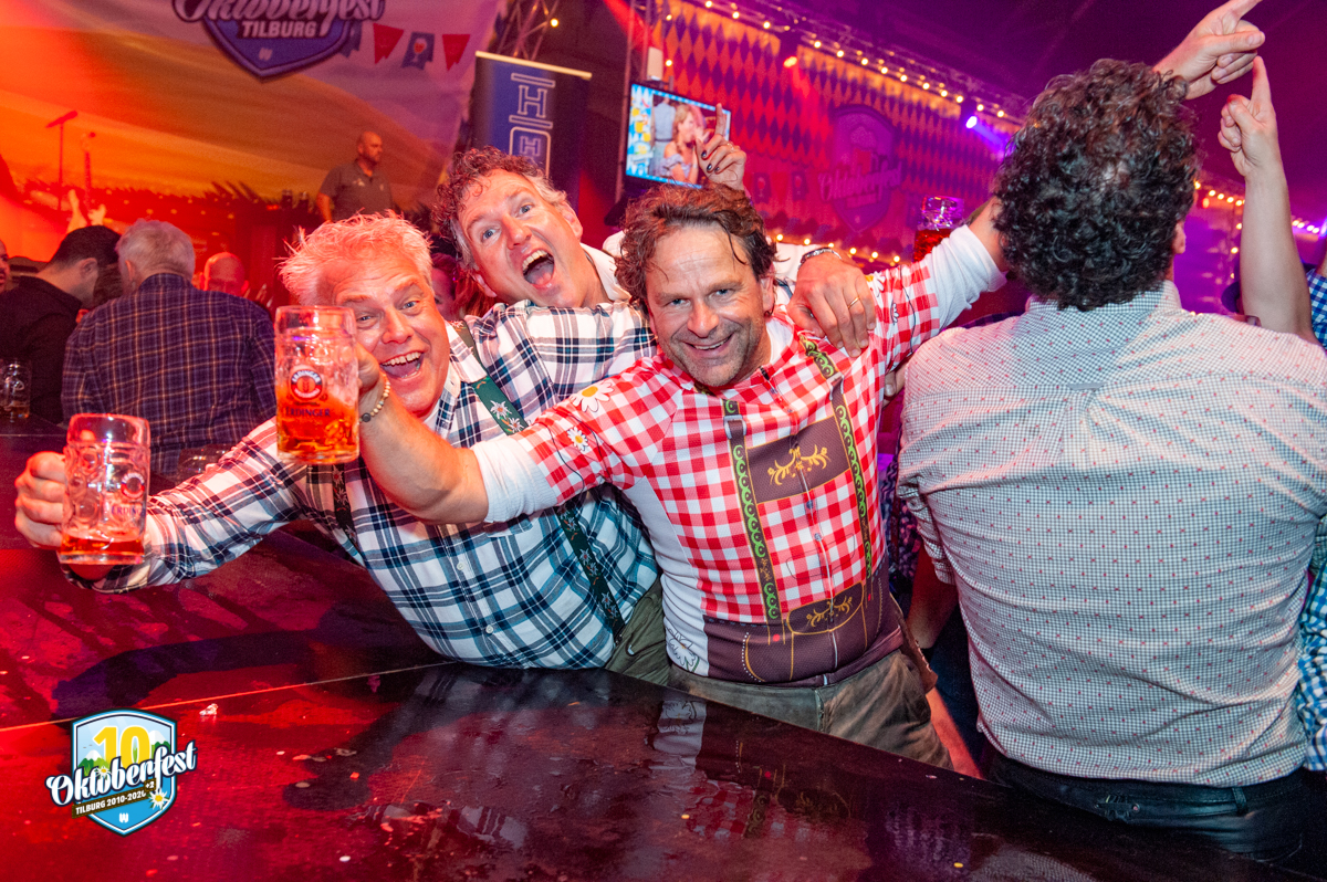 Oktoberfest 2022 15 10 484