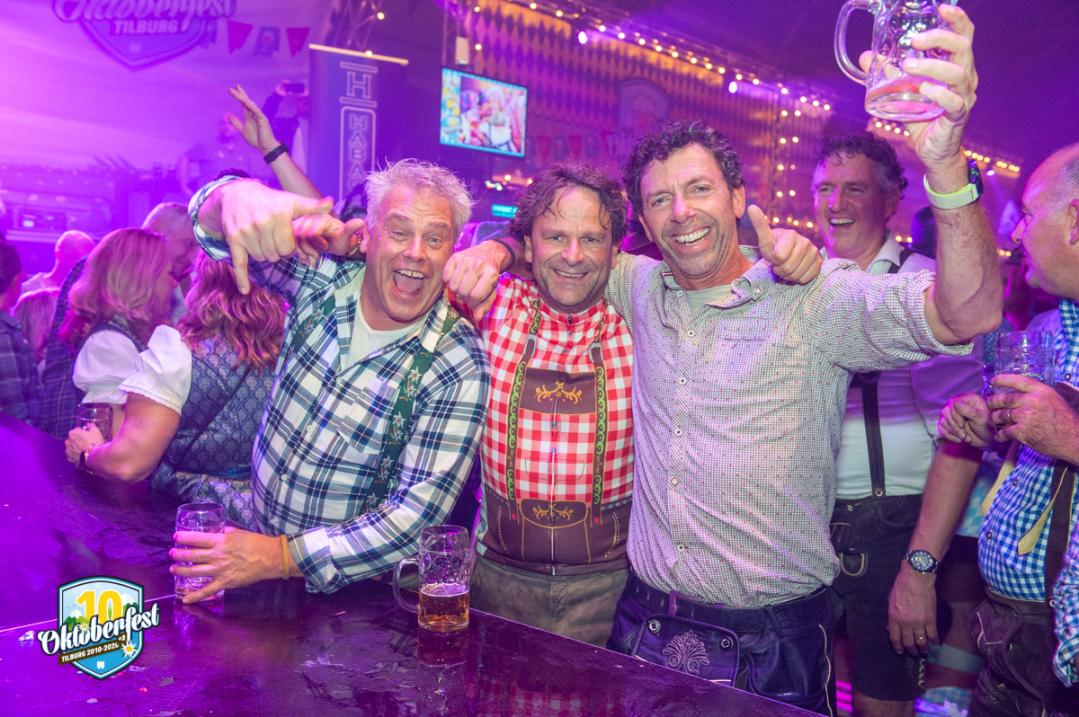Oktoberfest 2022 15 10 490