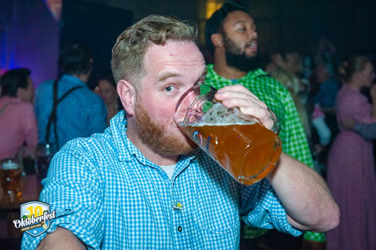 Oktoberfest 2022 15 10 684