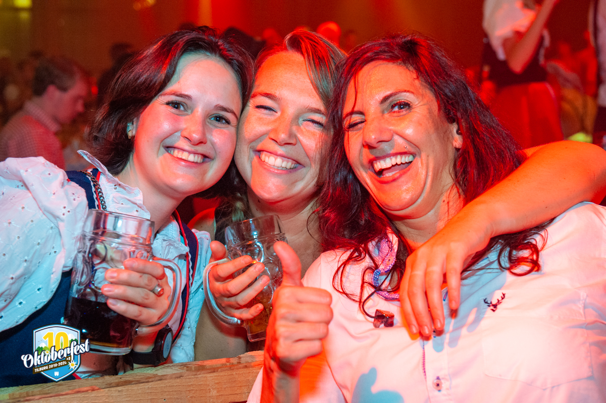 Oktoberfest 2022 15 10 685