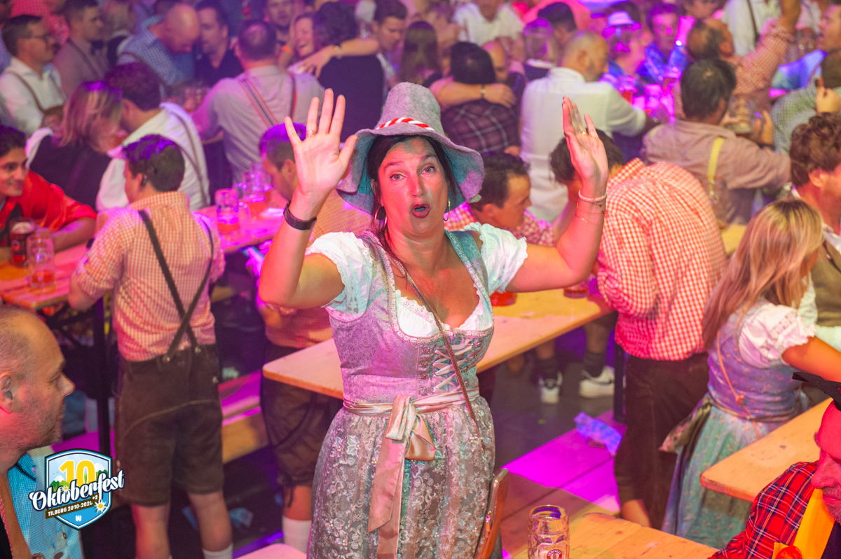 Oktoberfest 2022 15 10 704