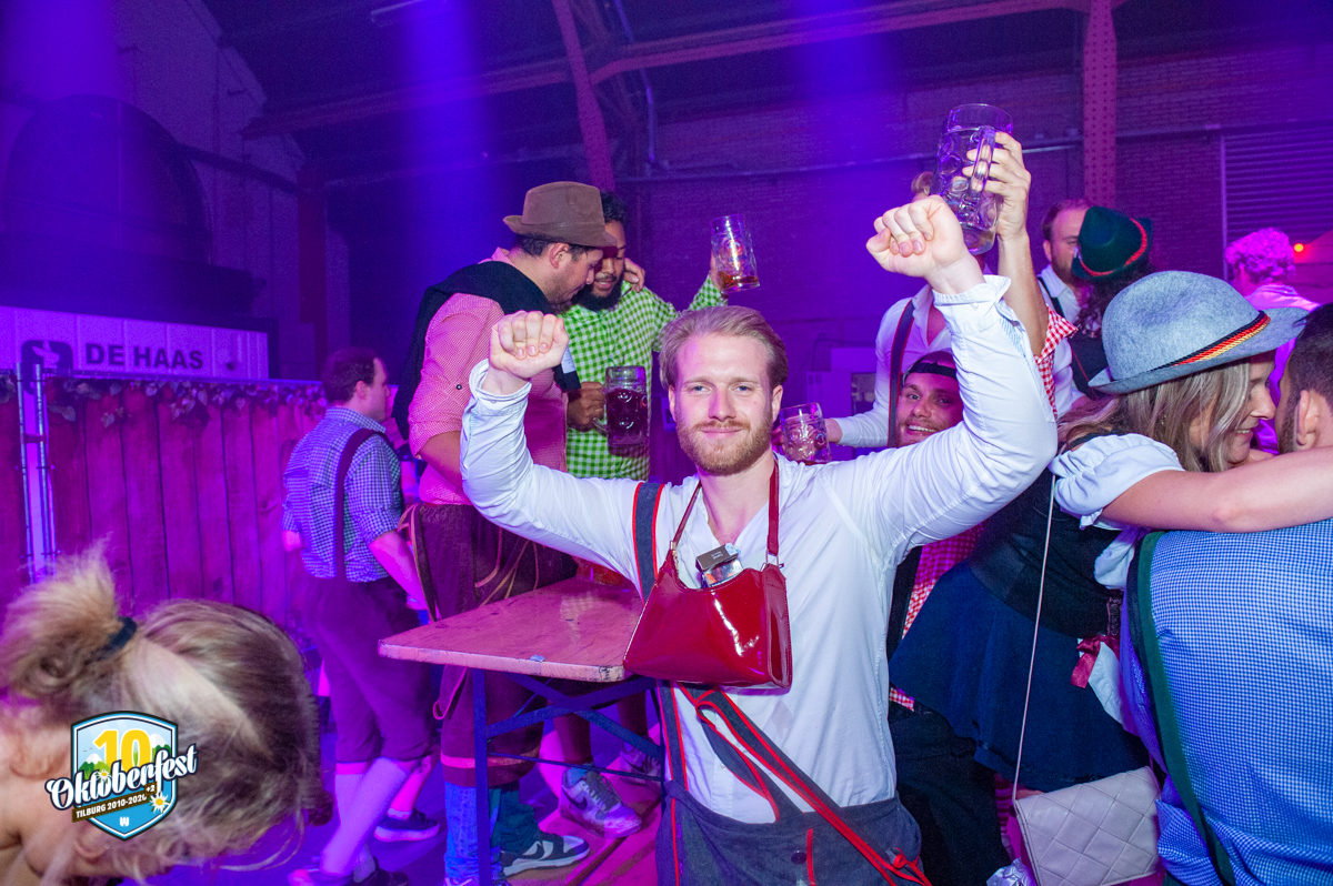 Oktoberfest 2022 15 10 712