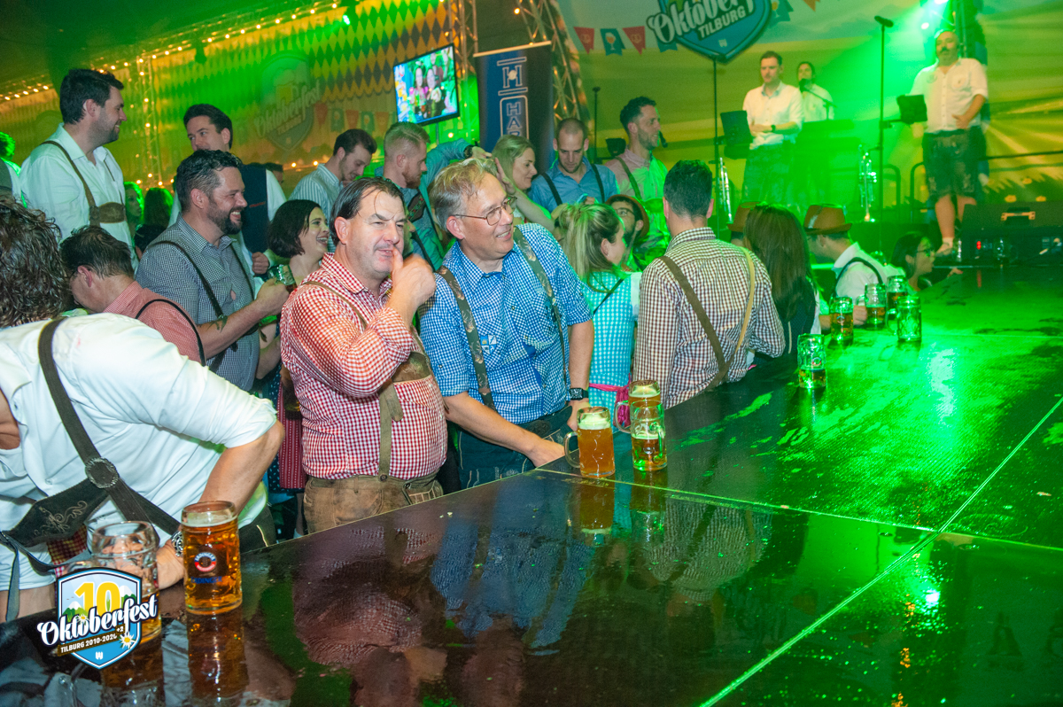 Oktoberfest 2022 15 10 736