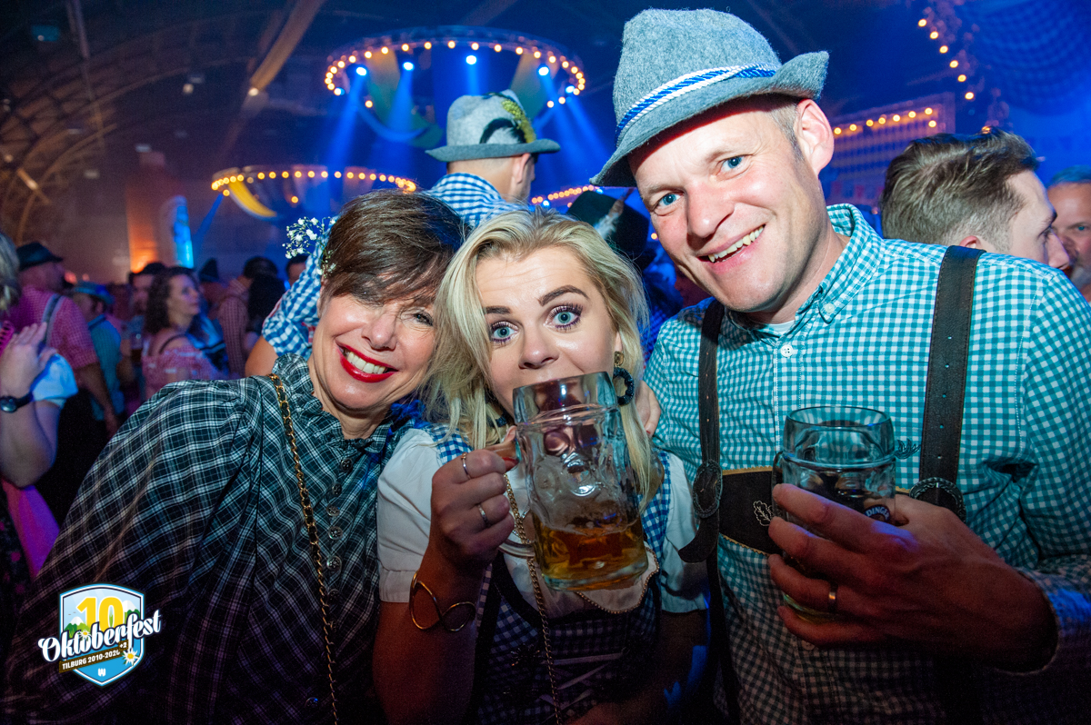 Oktoberfest 2022 15 10 749