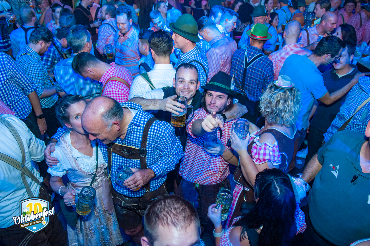 Oktoberfest 2022 15 10 784