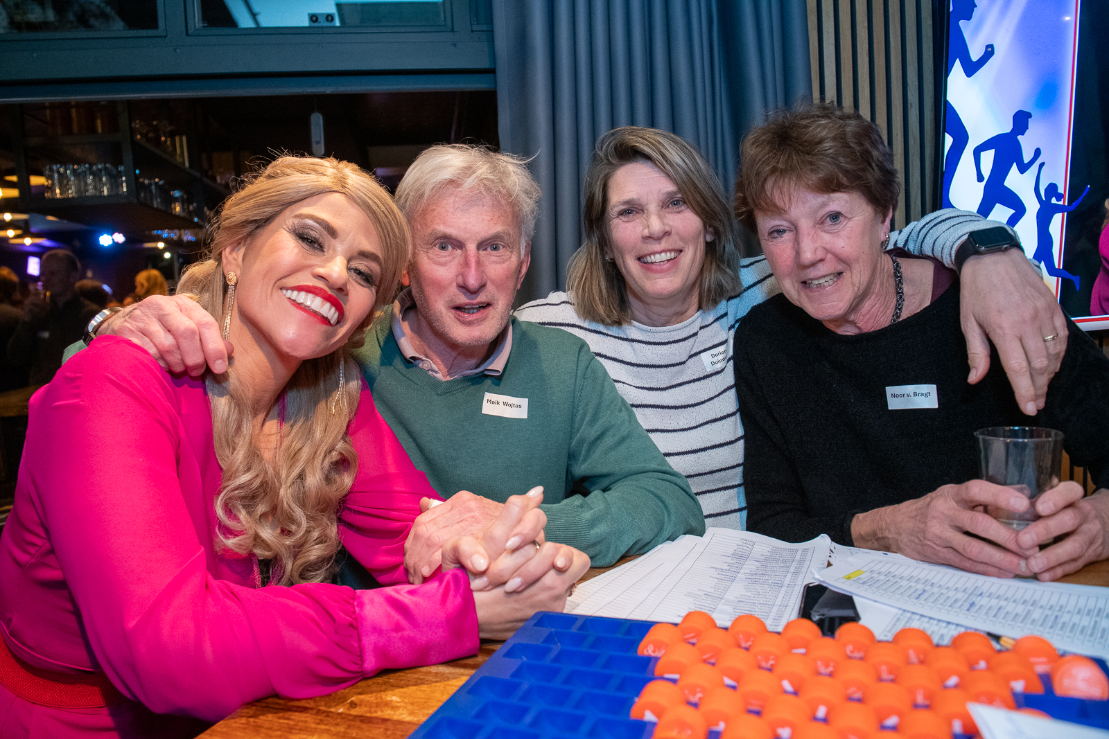  MBM8099